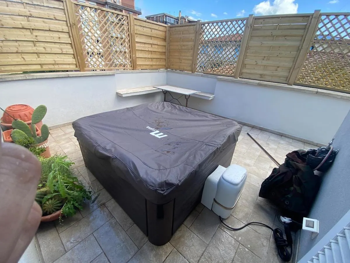 La Terrazza Di Marco Near The Station Apartment Livorno 0*,  Italy